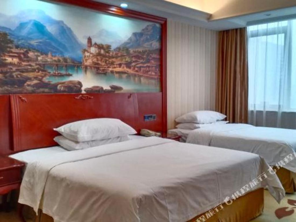 Vienna International Nanxiang Hotel